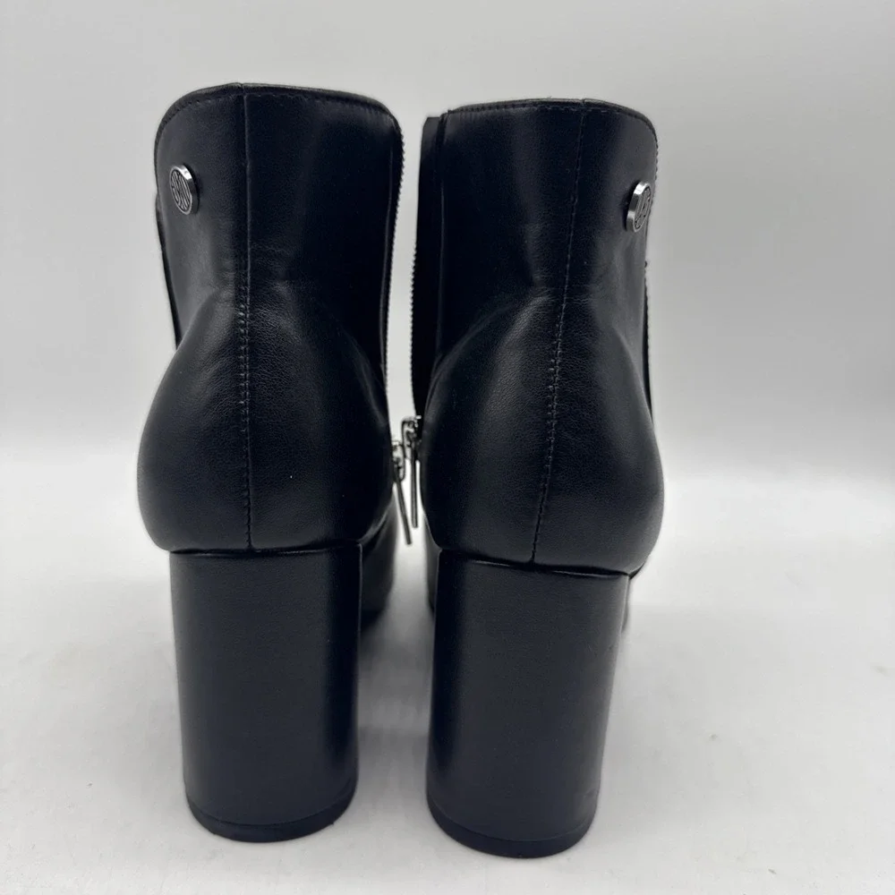 UNISA Block‎ Heel Booties Womens 5.5 Ankle Boots Black Faux Leather Minimalist
